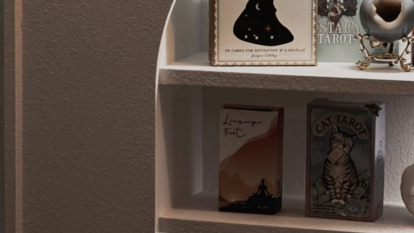IW Tarot