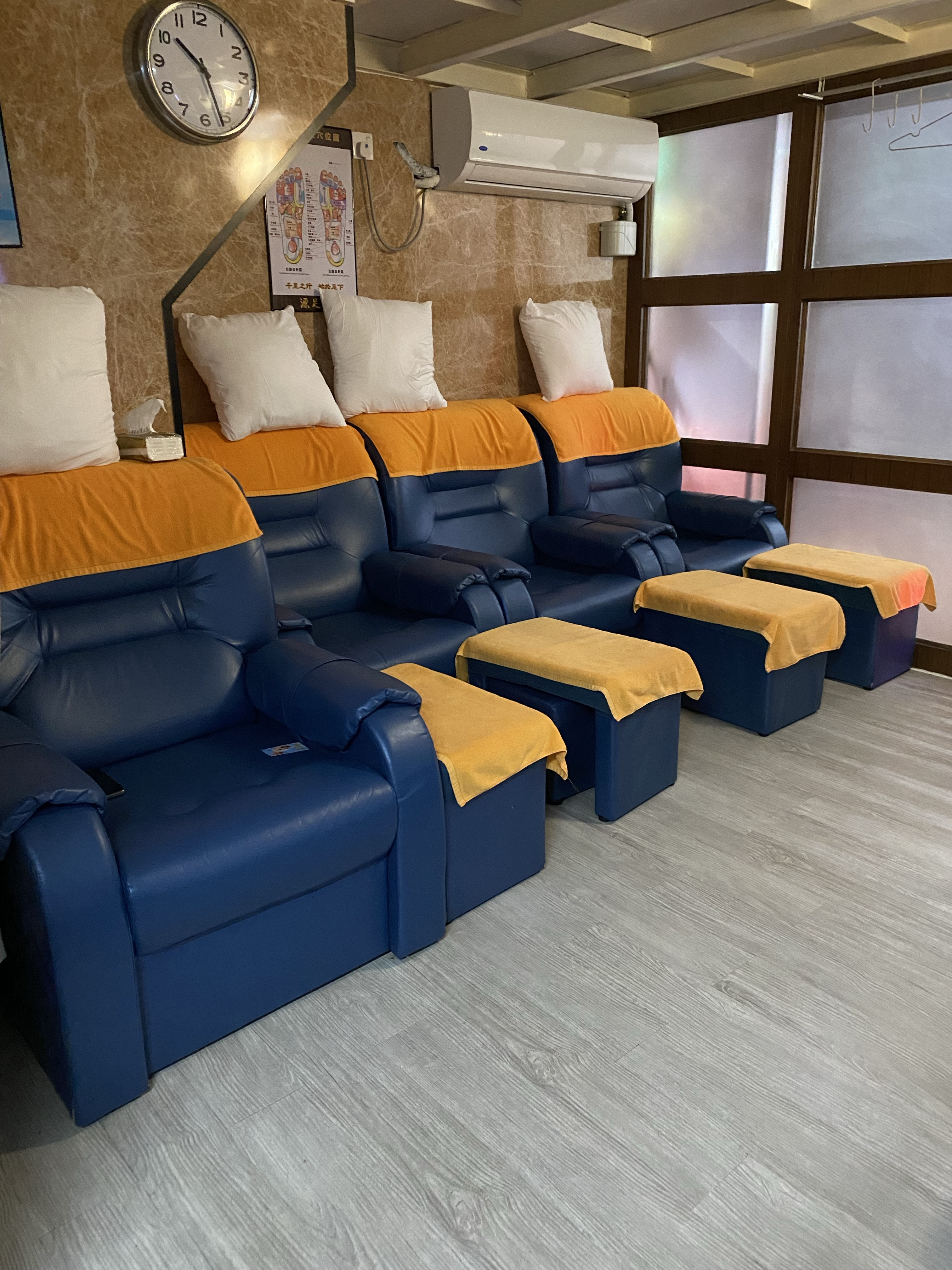 源足福足浴 - Professional 按摩 Shop in 香港島 | BookFun