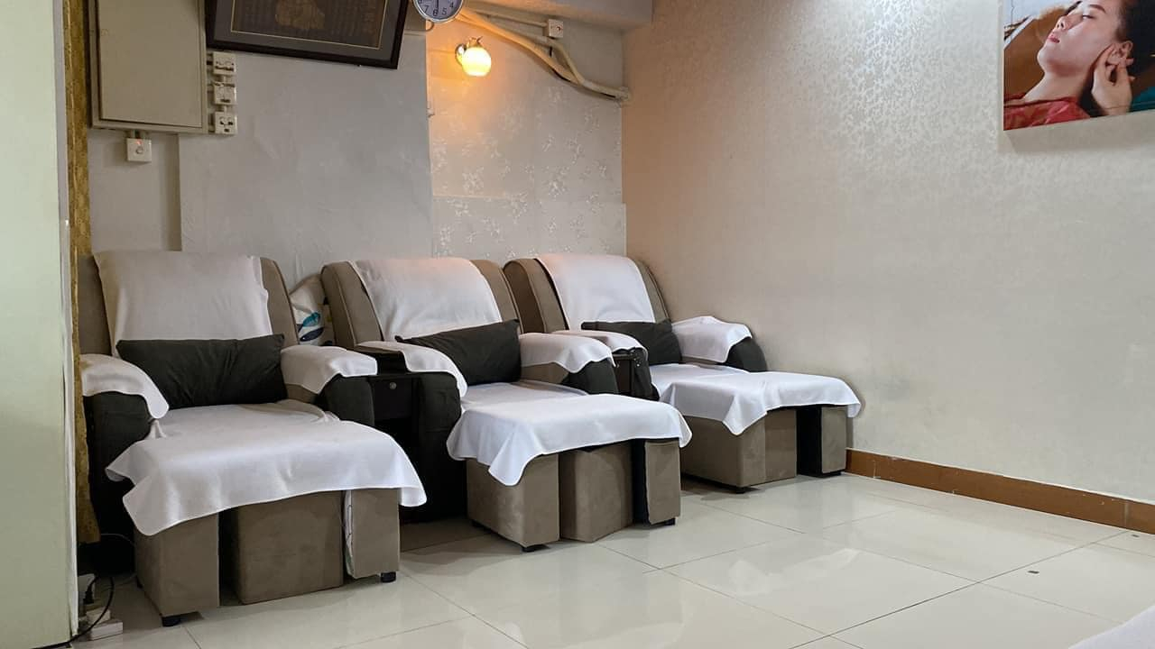 足跡保健 (深水埗店) - Professional 按摩 Shop in 九龍 | BookFun