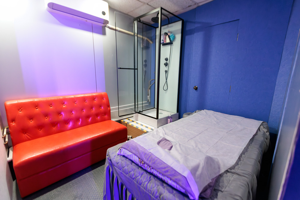 Ella養生中心 - Professional 按摩 Shop in 九龍 | BookFun