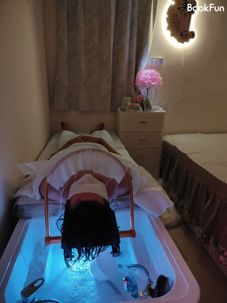 Oxy CO2 Spa - Professional 按摩 Shop in 九龍 | BookFun