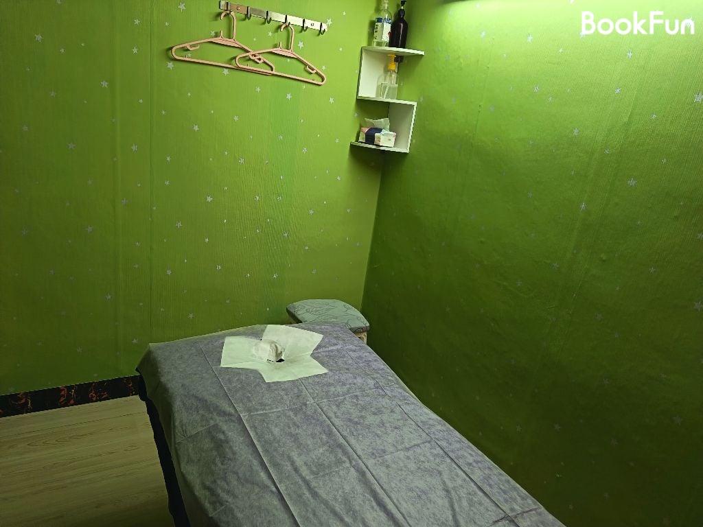 舒適保健坊 - Professional 按摩 Shop in 九龍 | BookFun
